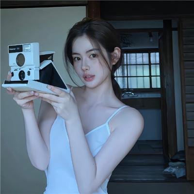 凸槌高材生封面