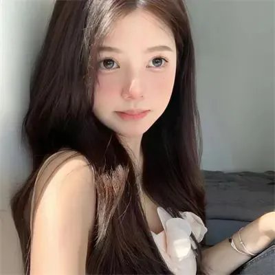 异形三角恋封面